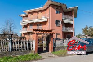Quadrilocale a Oleggio