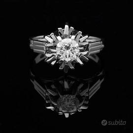 ANELLO SOLITARIO IN ORO 18KT 750 BRILLANTE 0.80 CT