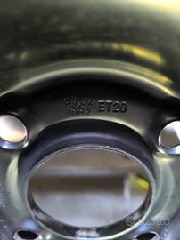 Gomme invernali e cerchioni.