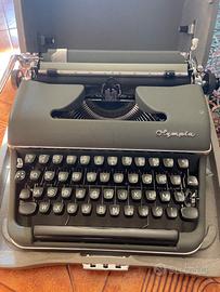 Macchina da scrivere