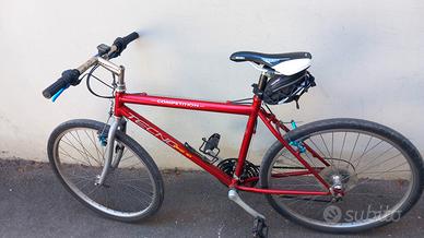 Mountain Bike professionale 