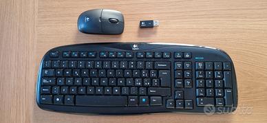 Tastiera e mouse wireless Logitech MK250