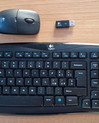 Tastiera e mouse wireless Logitech MK250