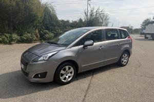 Peugeot 5008 Allure 7posti