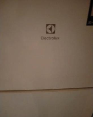 Frigorifero Electrolux con congelatore - alt 142 c