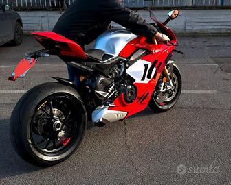 Panigale v4R 