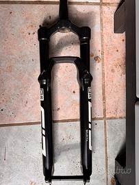 Forcella MTB rockshox