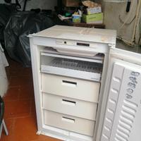 CONGELATORE A CASSETTI DA INCASSO ARISTON