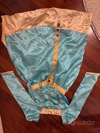 Vestiti carnevale o gioco per bambini