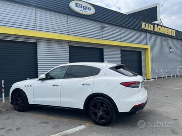 Maserati Levante restyling con dna Ferrari