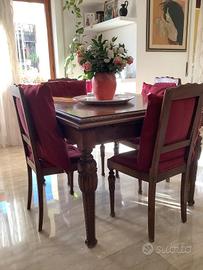 Tavolo in noce Liberty  con 5 sedie 