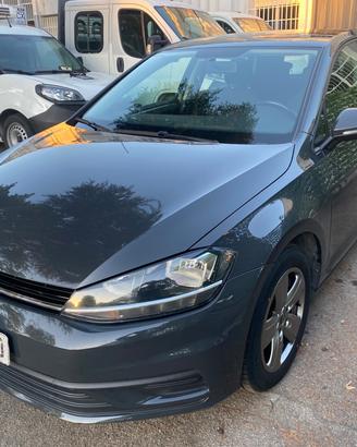 Volkswagen Golf 1.6 TDI 90 CV 5p. Trendline BlueMo