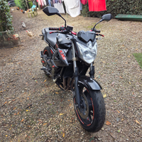 Vedo Yamaha xj6 n