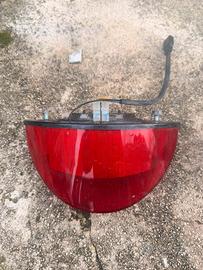 Faro posteriore per Aerox Mbk 50