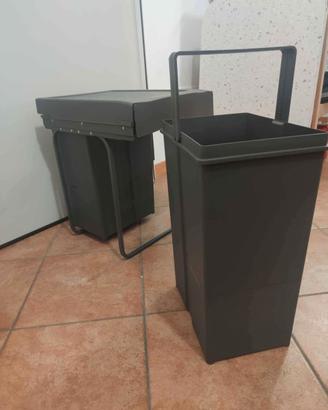 Pattumiera estraibile per mobile cucina