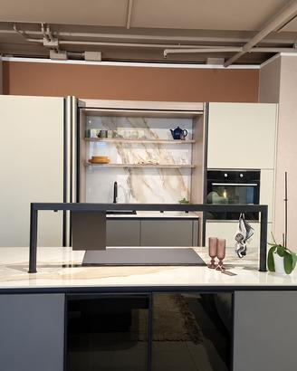 SVENDITA STRAORDINARIA CUCINA
