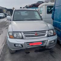 Ricambi Mitsubishi Pajero anno 2002