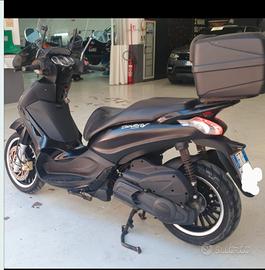 Piaggio Beverly Police nero luglio 2017