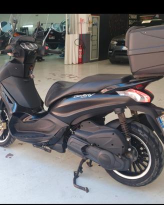 Piaggio Beverly Police nero luglio 2017