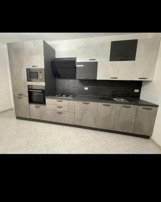 Cucina conpleta lineare 4 mt