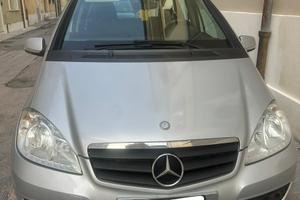 Mercedes classe A 160 perfetta per neopatentati