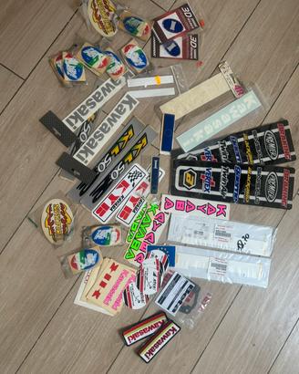 Kit adesivi/sticker