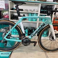 bici da corsa Bianchi Oltre xr4 Disc sram etap 12v