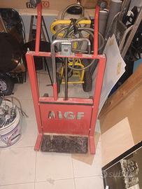 carrello sollevatore radiatori MGF
