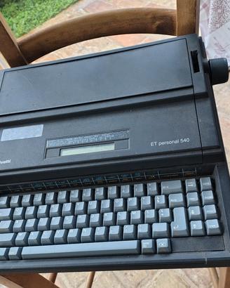 macchina da scrivere d'epoca 