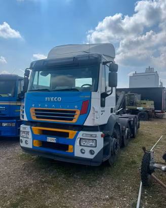 Iveco stralis 4 assi scarrabile