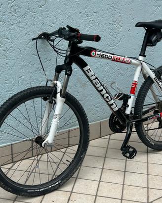 Mountain Bike Bianchi Kuma 4600