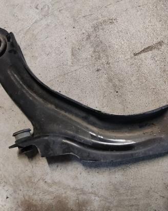 Bracc oscill ant. sx RENAULT CLIO 1461cc 2017