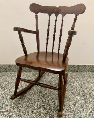 Sedia a Dondolo Legno Massello Vintage anni ‘50