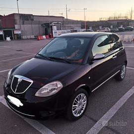 lancia Ypsilon 1.3 Multijet CV 75