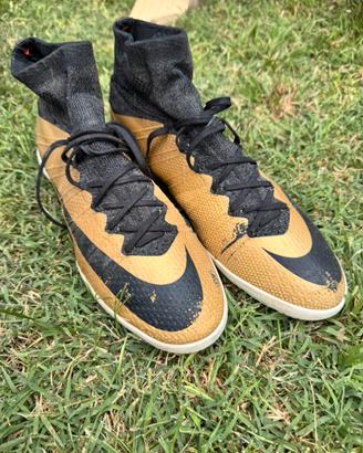 Scarpe calcetto