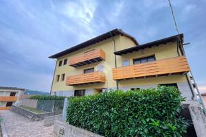 2 LOCALI A SORISOLE