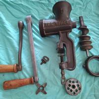 Macchina Tritacarne manuale Tre Spade 
