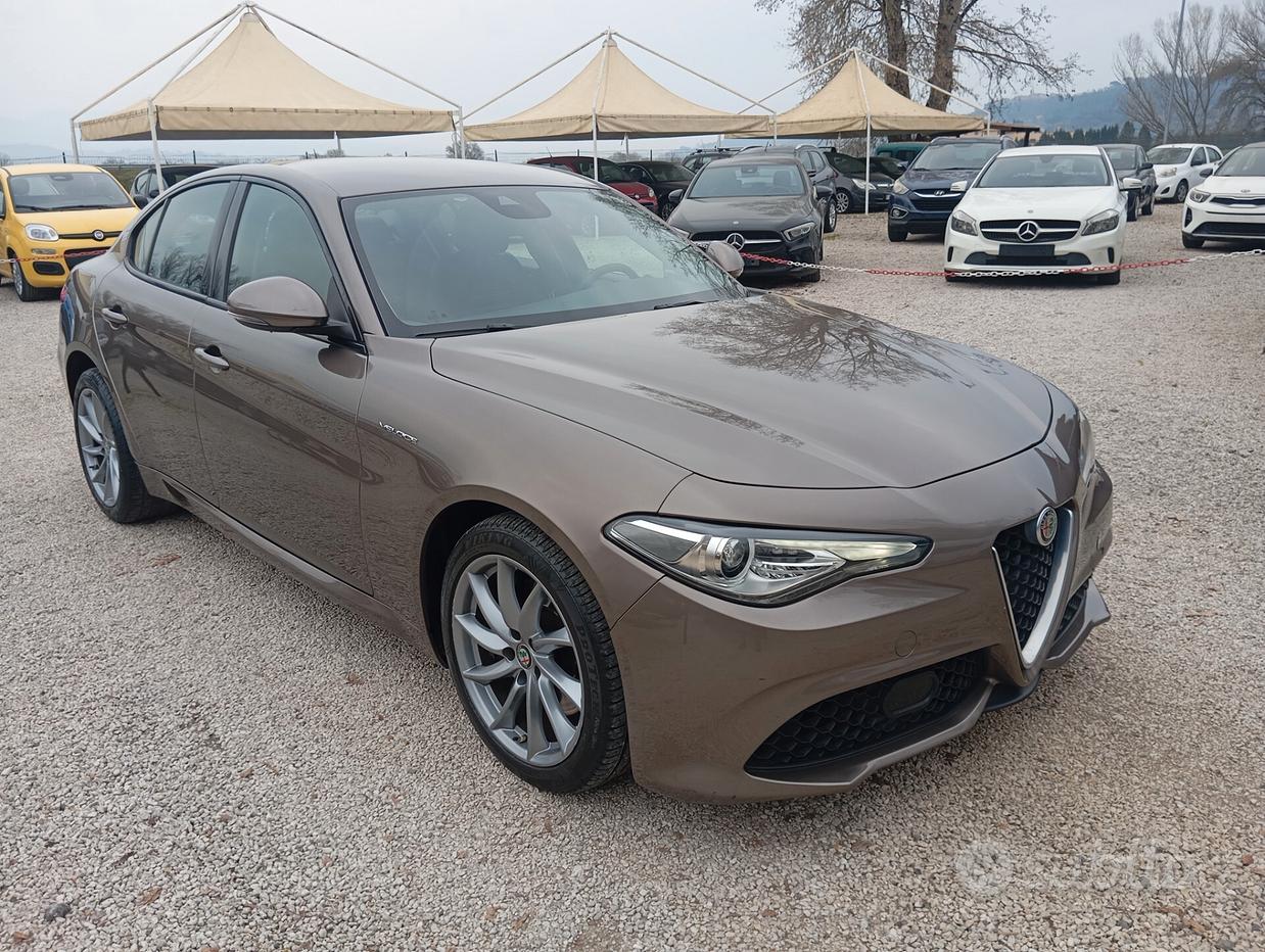 Alfa Romeo Giulia (2016)