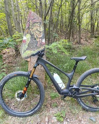 BOLD Linkin Ultimate SRAM X0 AXS Ruote Reynolds
