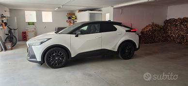 CHR GR SPORT  2.0 AWD  HEV