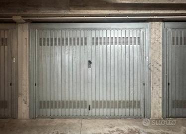 Garage Strada San Faustino - Modena