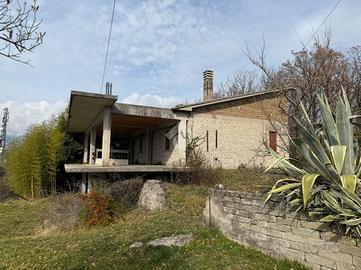 CASA INDIPENDENTE A BROCCOSTELLA