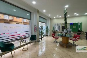 Villabianca/Arimondi locale comm. 3 vetrine mq 110