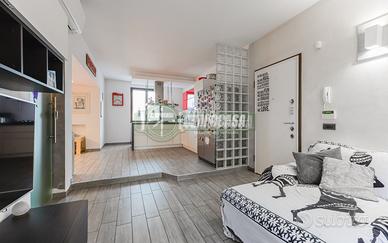 VILLA A SCHIERA DI TESTA CON GIARDINO DI 400MQ