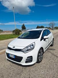 Kia Rio 1.4 CRDi 5p. Cool - 2015