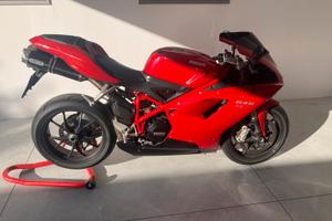 Ducati 848