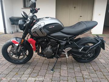 Triumph Trident 660