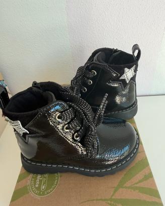 Stivaletti vernice nera Chicco