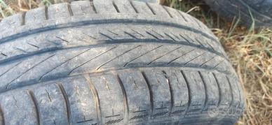 4 pneumatici 195 65 R 15 good year duratec