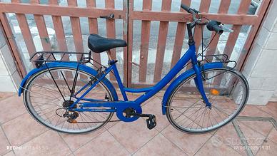Bicicletta city bike